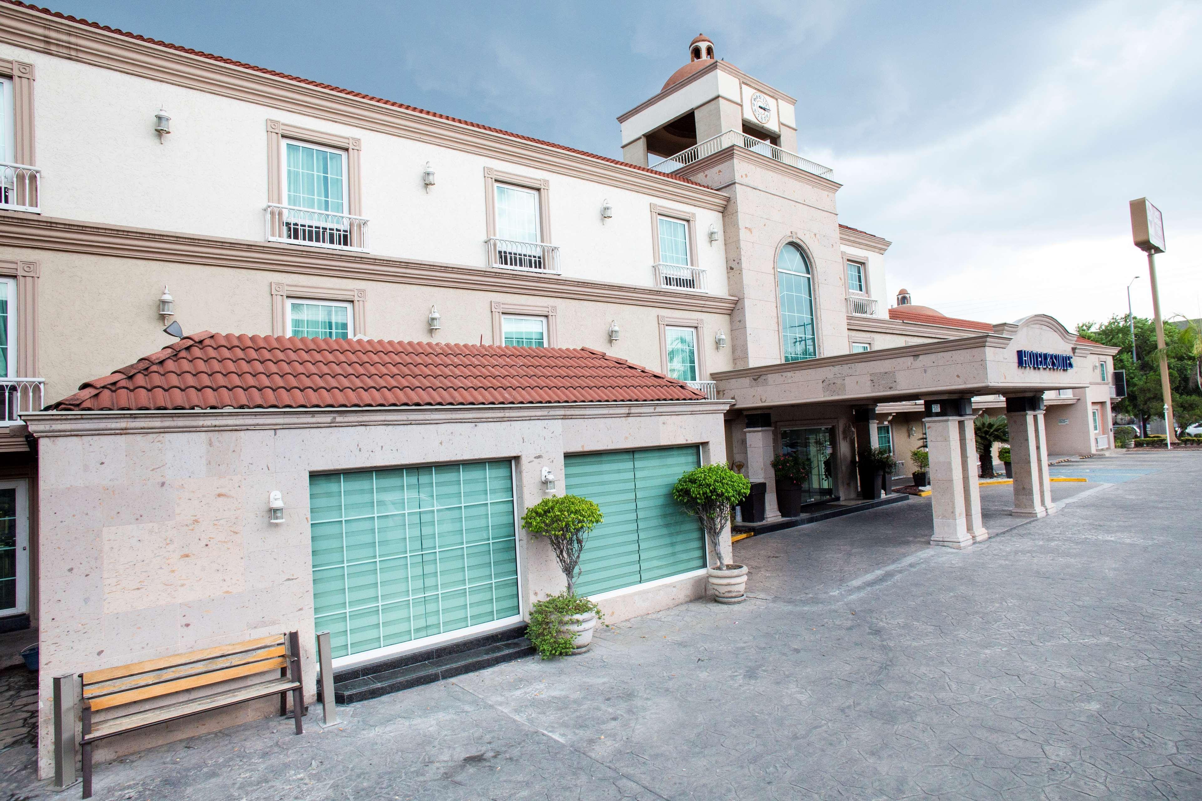 Best Western Plus Monterrey Colon Eksteriør billede