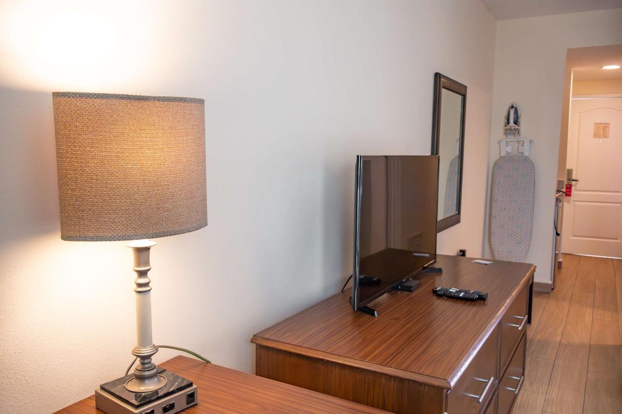 Best Western Plus Monterrey Colon Eksteriør billede