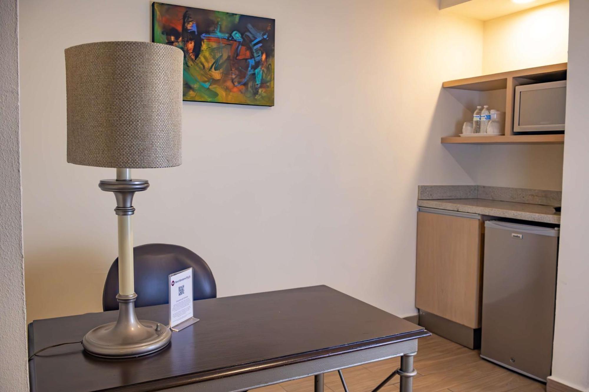 Best Western Plus Monterrey Colon Eksteriør billede