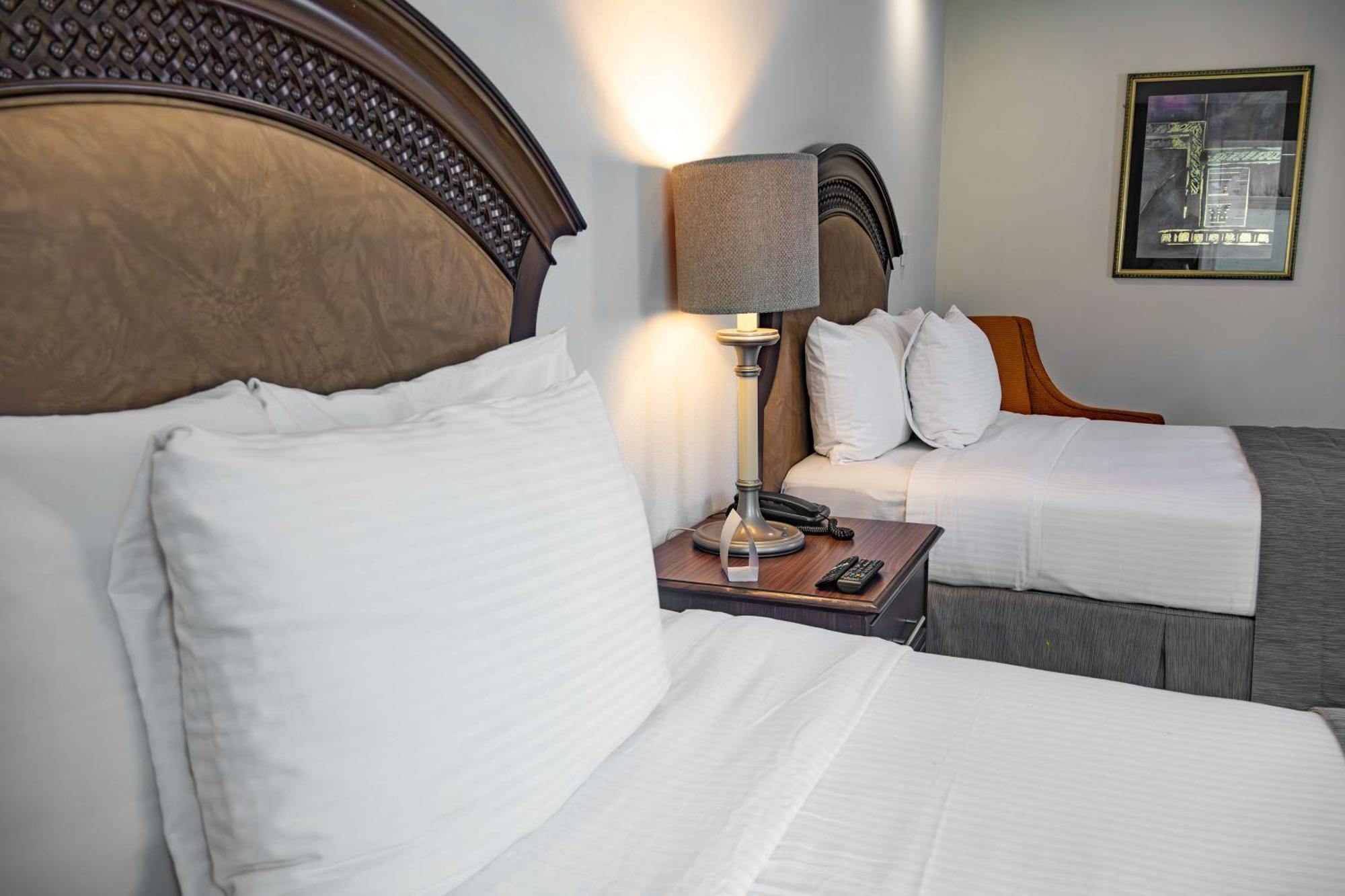 Best Western Plus Monterrey Colon Eksteriør billede