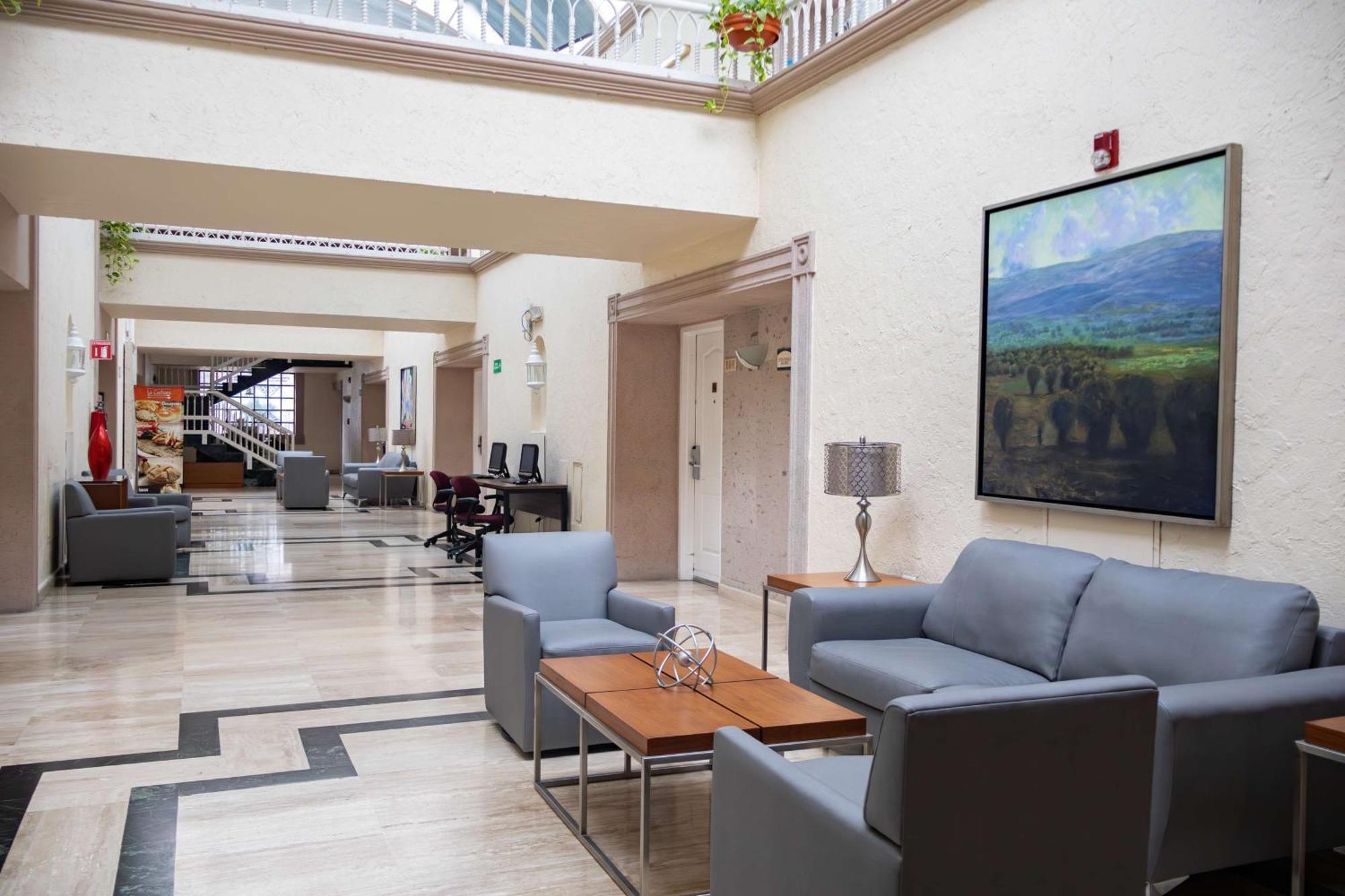 Best Western Plus Monterrey Colon Eksteriør billede